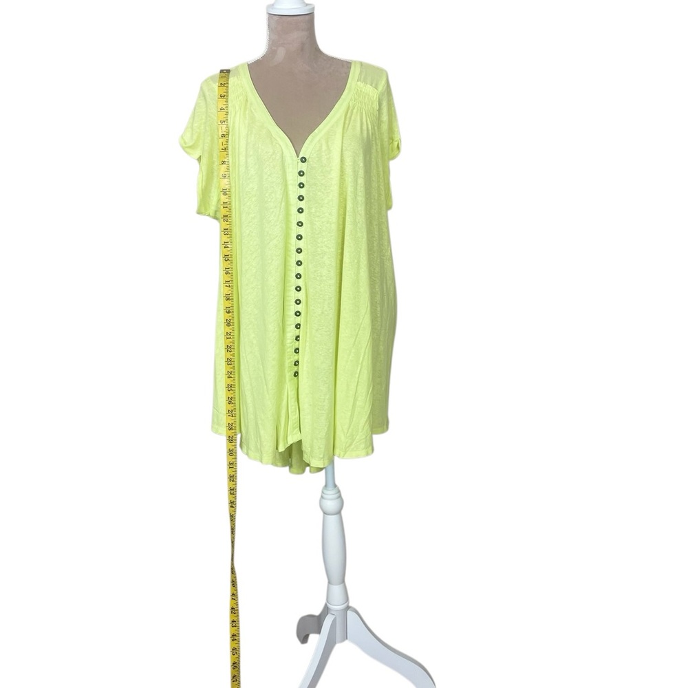 NWT Free People “Highland” Oversized Button-Down Tunic in Lemon Light - Picture 7 of 12